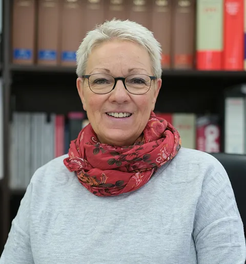 Almuth Wagner